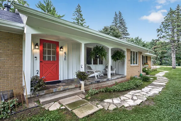 $550,000 | 4730 Fairhills Road East, Minnetonka, MN 55345