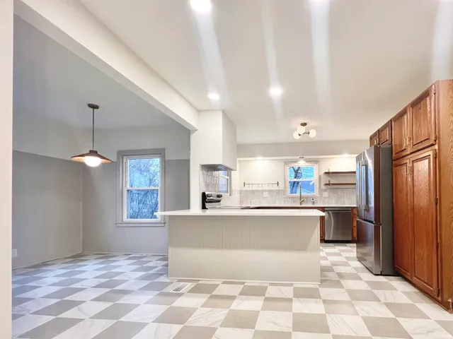 $247,000 | 2108 Bellemeade Avenue, Evansville, IN 47714