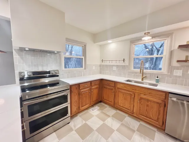 $247,000 | 2108 Bellemeade Avenue, Evansville, IN 47714