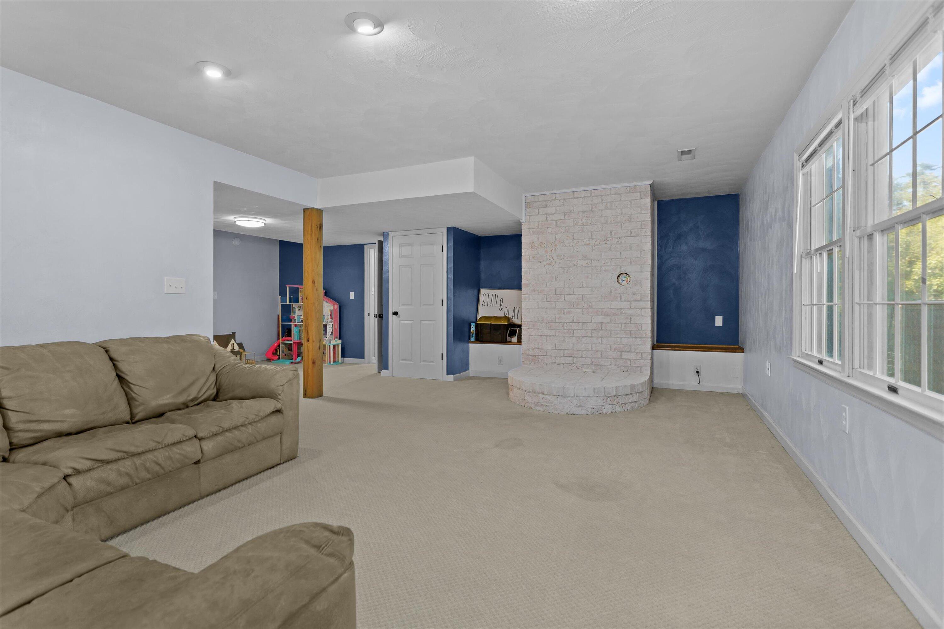 816 Brunswick Forge Road Troutville, VA 24175 - Photo 33 of 54 family room