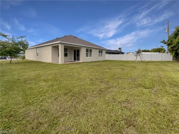 $2,250 | 131 Northeast 23rd Place, Cape Coral, FL 33909