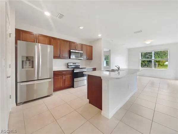 $2,250 | 131 Northeast 23rd Place, Cape Coral, FL 33909