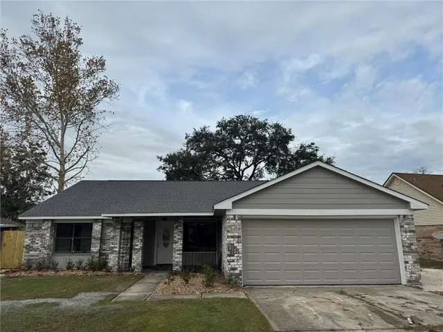 $2,050 | Undisclosed Address, Slidell, LA 70461