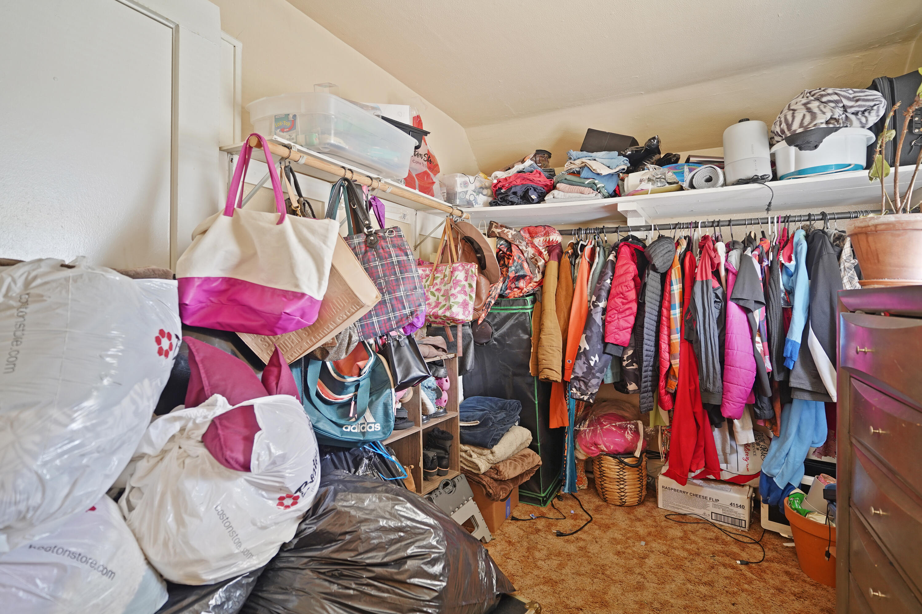 6027 37th Avenue Kenosha, WI 53142 - Photo 18 of 33 DSC00300