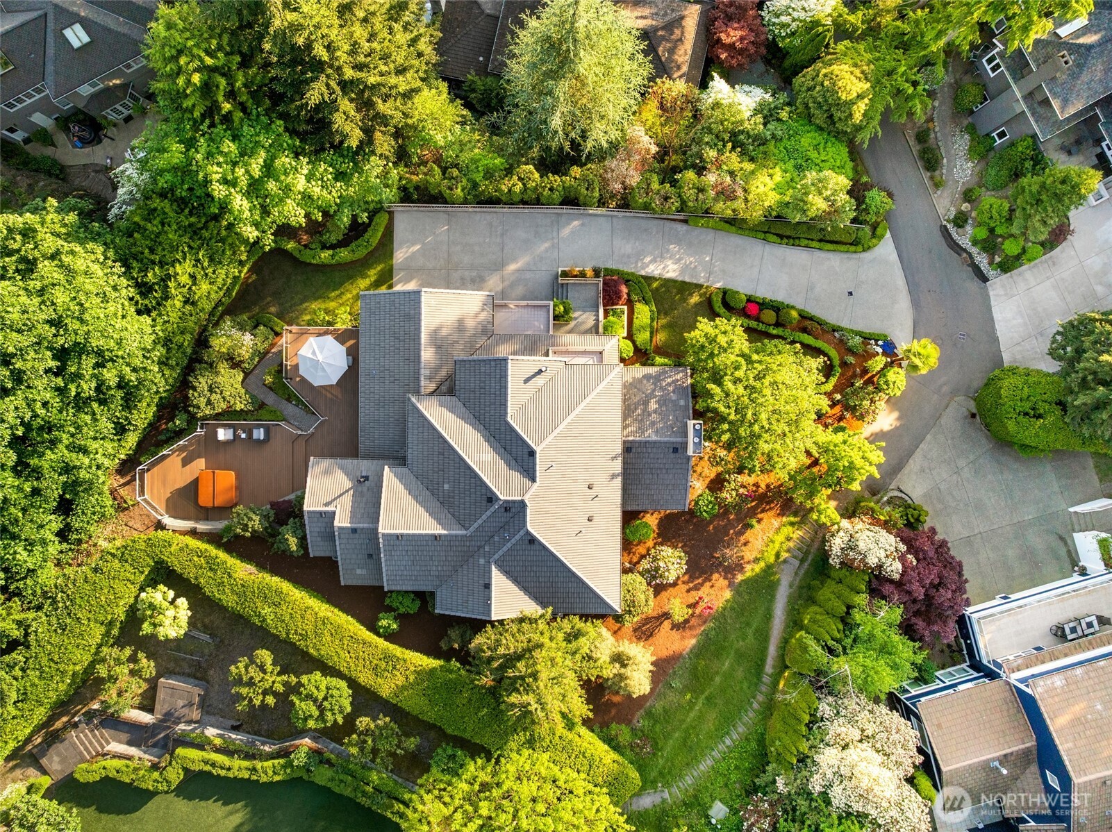 8144 West Mercer Way Mercer Island, WA 98040 - Photo 40 of 40