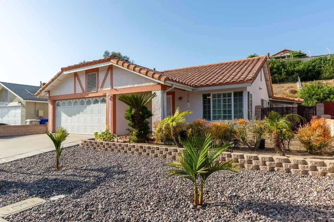 6592 Plaza Ridge Road San Diego, CA 92114 - Photo 1 of 23