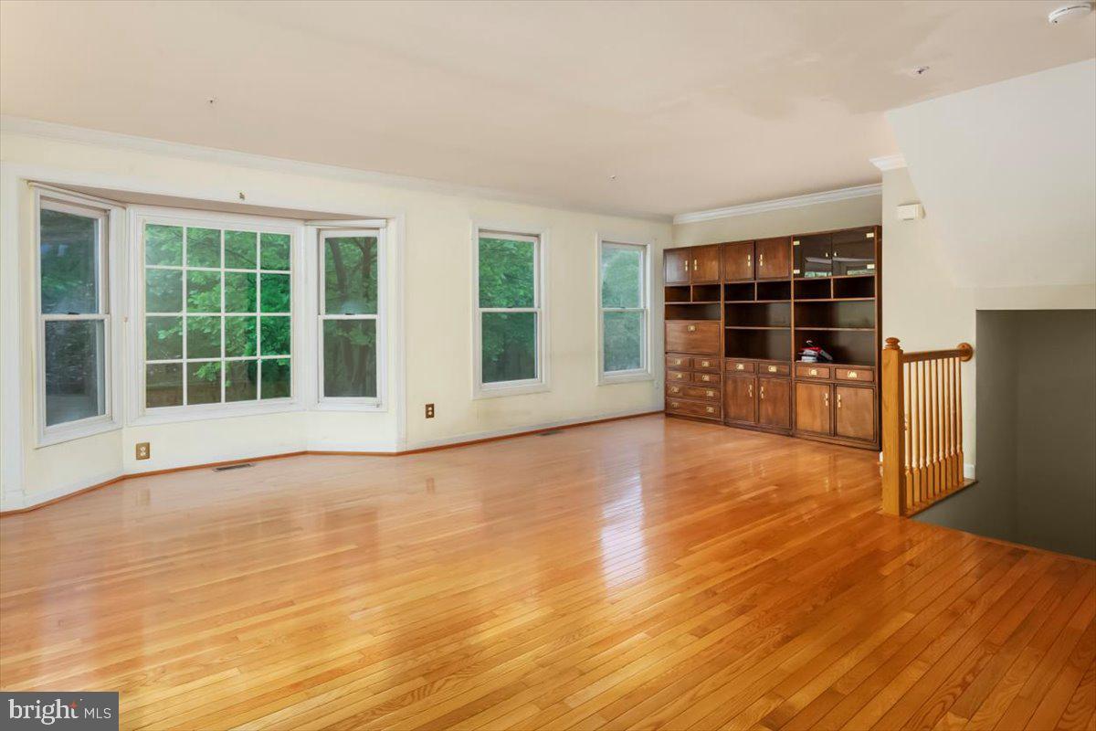 3533 Falling Run Road Laurel, MD 20724 - Photo 8 of 32 Gallery Image 8