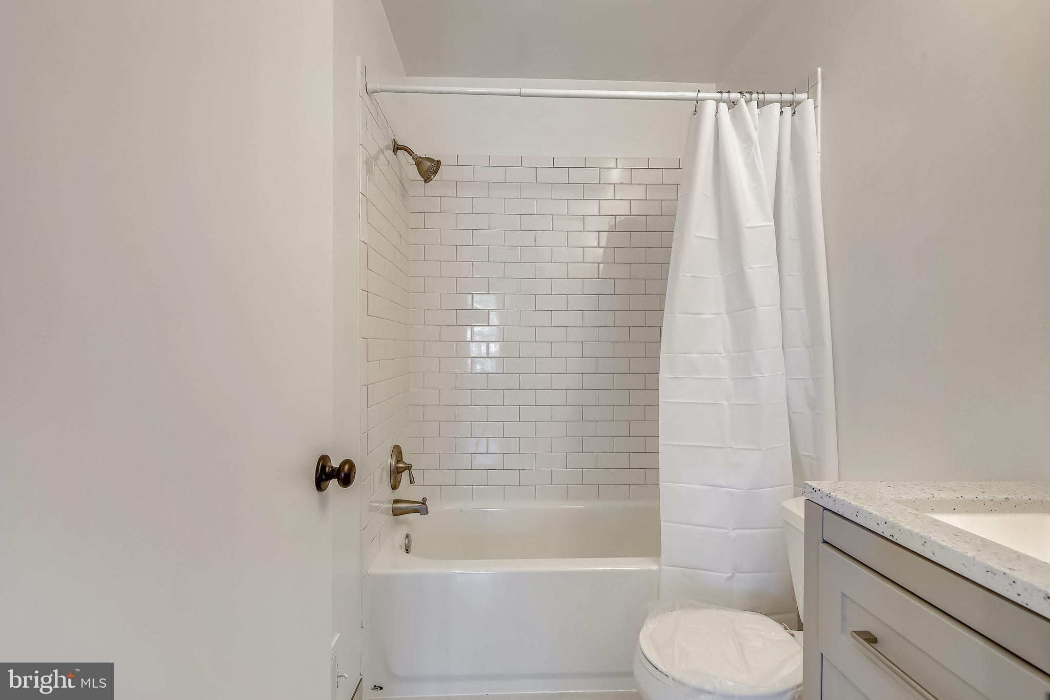 1818 North Barton Street Arlington, VA 22201 - Photo 22 of 27