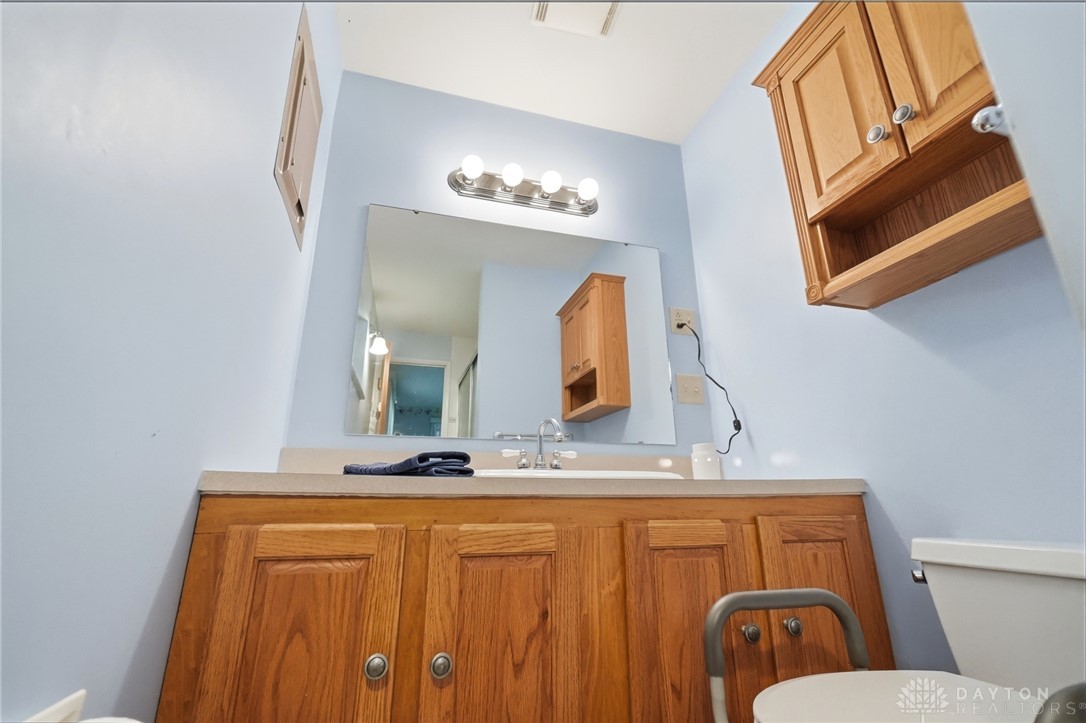 5349 Powell Road Huber Heights, OH 45424 - Photo 17 of 39 Gallery Image 17