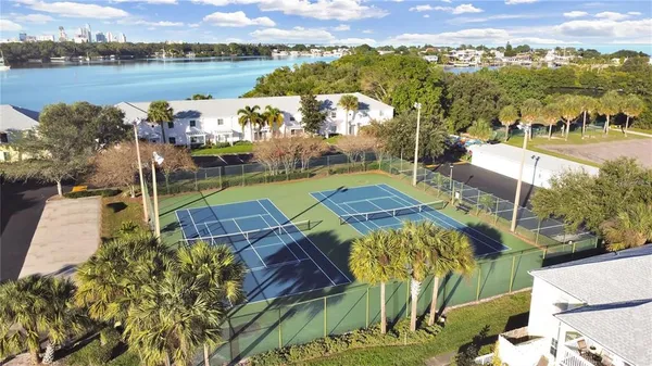 $2,450 | 3893 Pompano Drive Southeast, Unit C, St. Petersburg, FL 33705