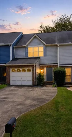 $99,000 | 8007 Woodlake Drive, Riverdale, GA 30274