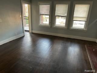 12191 Santa Rosa Drive Detroit, MI 48204 - Photo 4 of 25