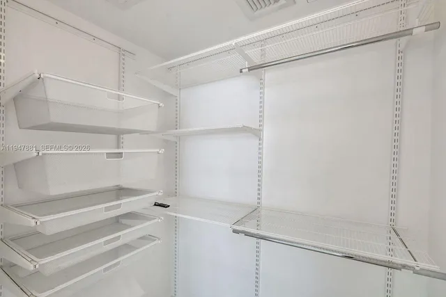 $3,500 | 1300 South Miami Avenue, Unit 4207, Miami, FL 33130