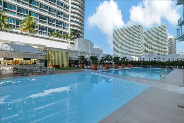 $3,500 | 1300 South Miami Avenue, Unit 4207, Miami, FL 33130