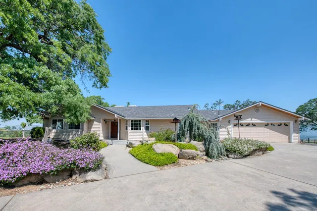 $1,999,800 | 18486 Tollhouse Road, Clovis, CA 93619