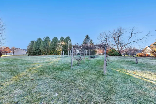 $565,000 | 427 North 18th Avenue, Sturgeon Bay, WI 54235