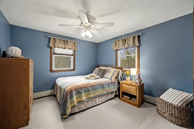 $629,000 | 35 Kelly Brook Lane, Hampstead, NH 03826