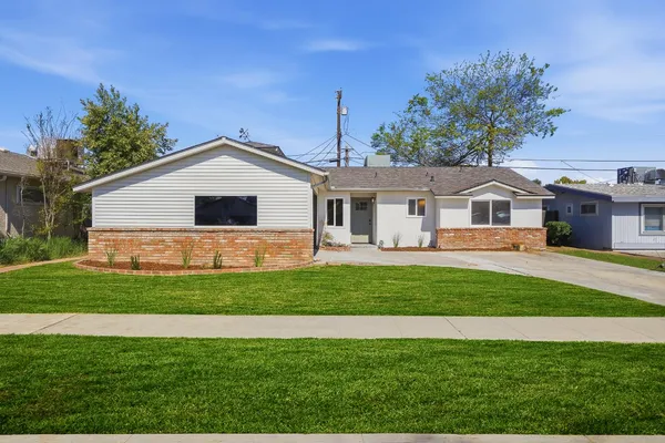 $369,000 | 3915 East Holland Avenue, Fresno, CA 93726