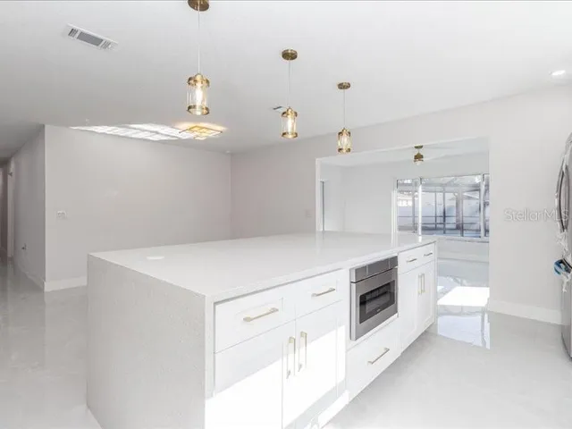 $799,000 | 4704 West Price Avenue, Tampa, FL 33611