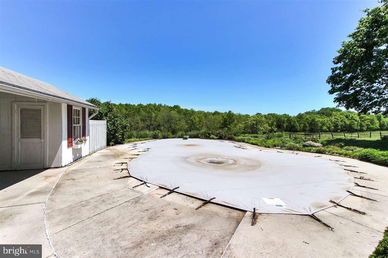 305 Crooked Creek Road Gettysburg, PA 17325 - Photo 27 of 36 a view of a terrace view
