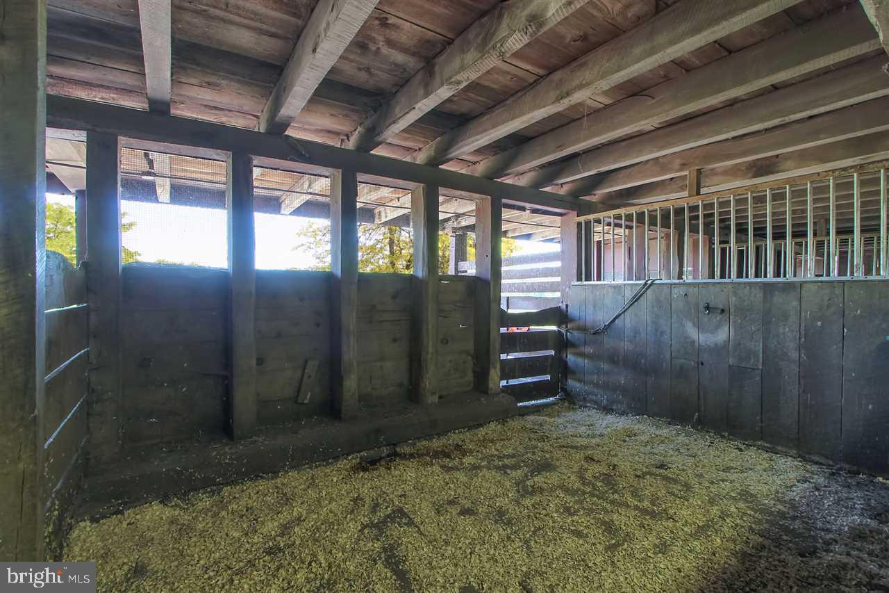 305 Crooked Creek Road Gettysburg, PA 17325 - Photo 29 of 36 a view of livingroom with furniture and window