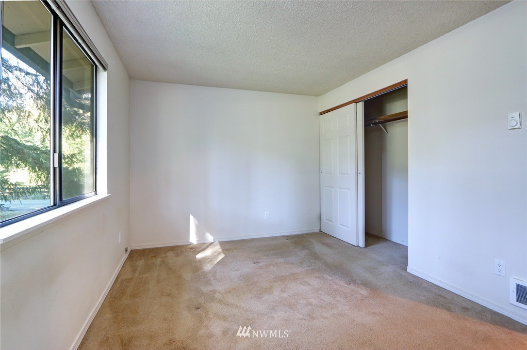 17354 Hallman Road Northwest Poulsbo, WA 98370 - Photo 12 of 15 Gallery Image 12