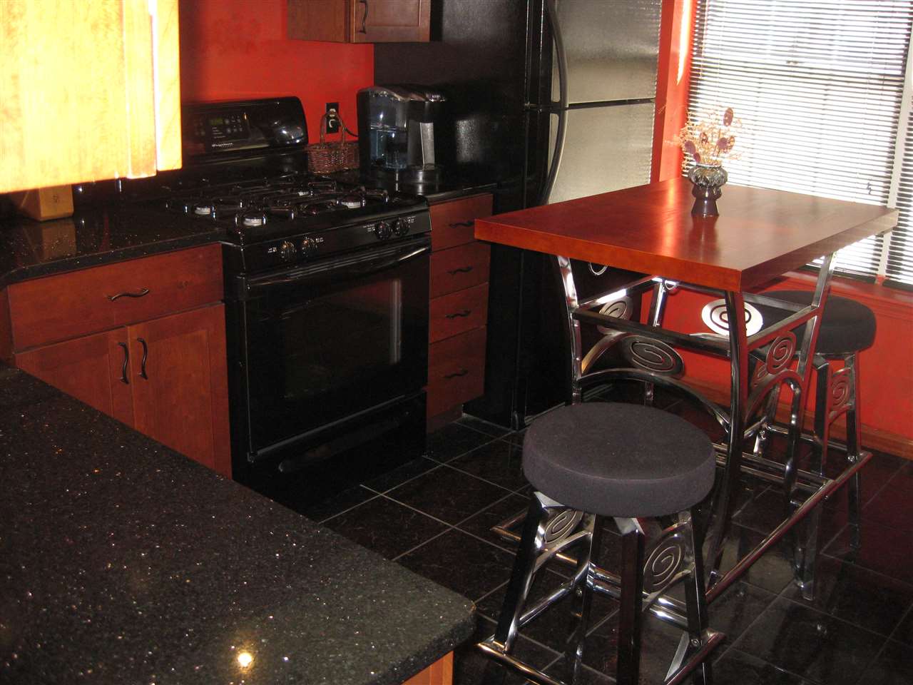 38 Middlesex Road Merrimack, NH 03054 - Photo 7 of 12