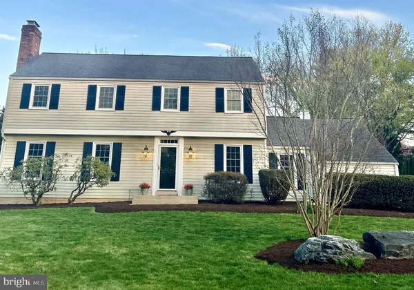 $1,090,000 | 450 Coldstream Drive, Berwyn, PA 19312