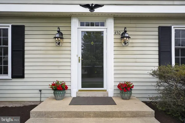 $1,090,000 | 450 Coldstream Drive, Berwyn, PA 19312