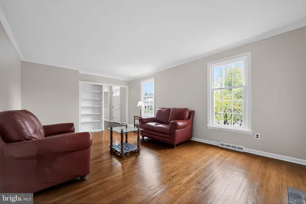 $1,090,000 | 450 Coldstream Drive, Berwyn, PA 19312