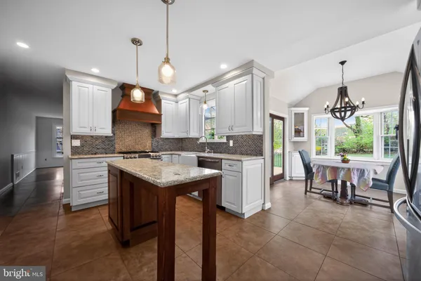 $1,090,000 | 450 Coldstream Drive, Berwyn, PA 19312
