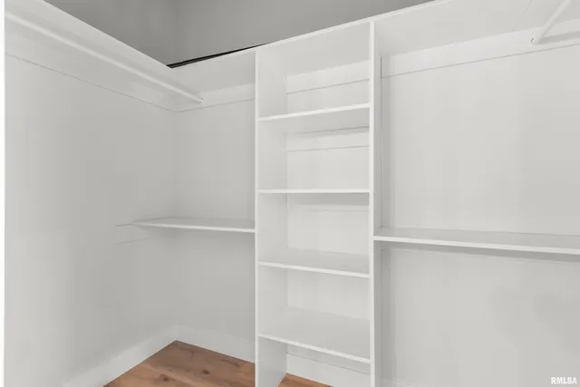 $869,900 | 1214 Whippoorwill Drive, Morton, IL 61550