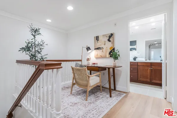 $1,395,000 | 6020 South Seabluff Drive, Unit 114, Playa Vista, CA 90094