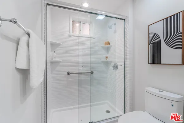 $1,395,000 | 6020 South Seabluff Drive, Unit 114, Playa Vista, CA 90094