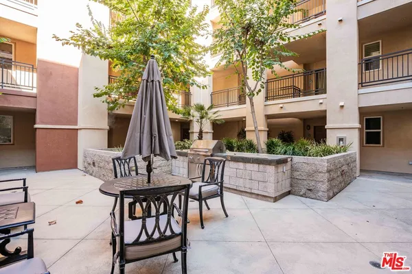 $1,395,000 | 6020 South Seabluff Drive, Unit 114, Playa Vista, CA 90094