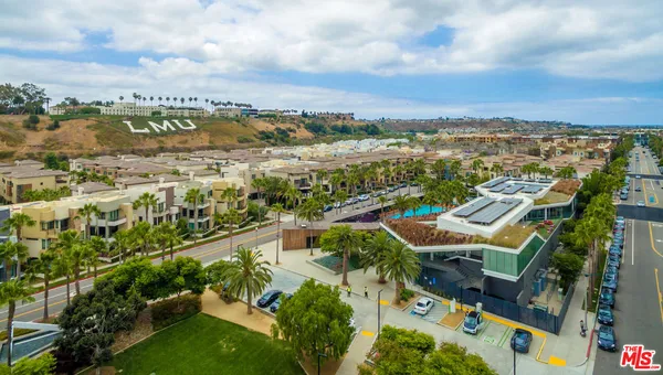 $1,395,000 | 6020 South Seabluff Drive, Unit 114, Playa Vista, CA 90094