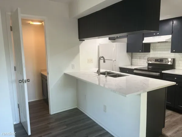 $1,625 | 3458 Willowrun Drive, Unit B, Austin, TX 78704