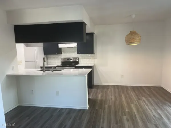 $1,625 | 3458 Willowrun Drive, Unit B, Austin, TX 78704