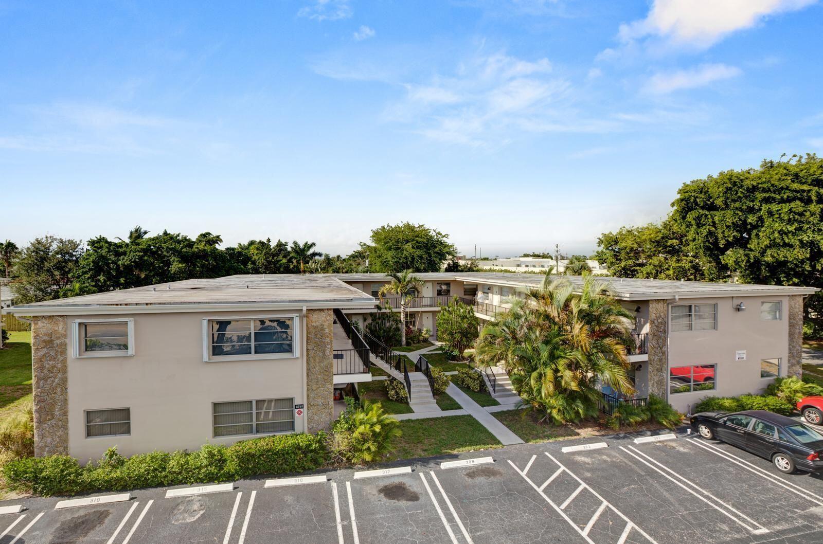 1250 Old Boynton Road, Unit 303 Boynton Beach, FL 33426 - Photo 3 of 6 20201130031723170691000000-o