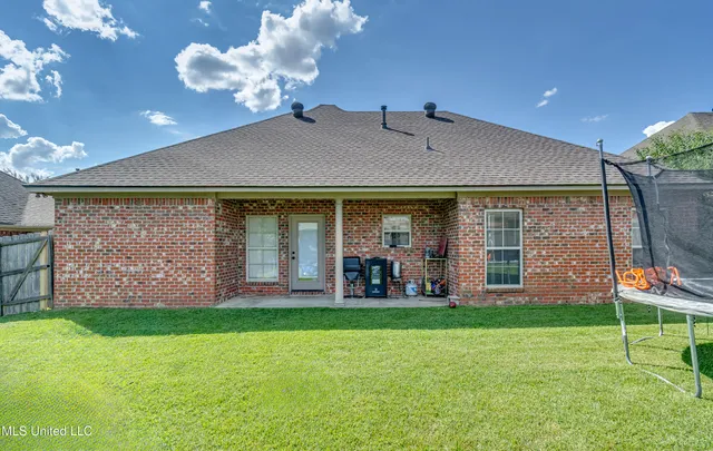 $249,999 | 304 Silver Tree Lane, Pearl, MS 39208