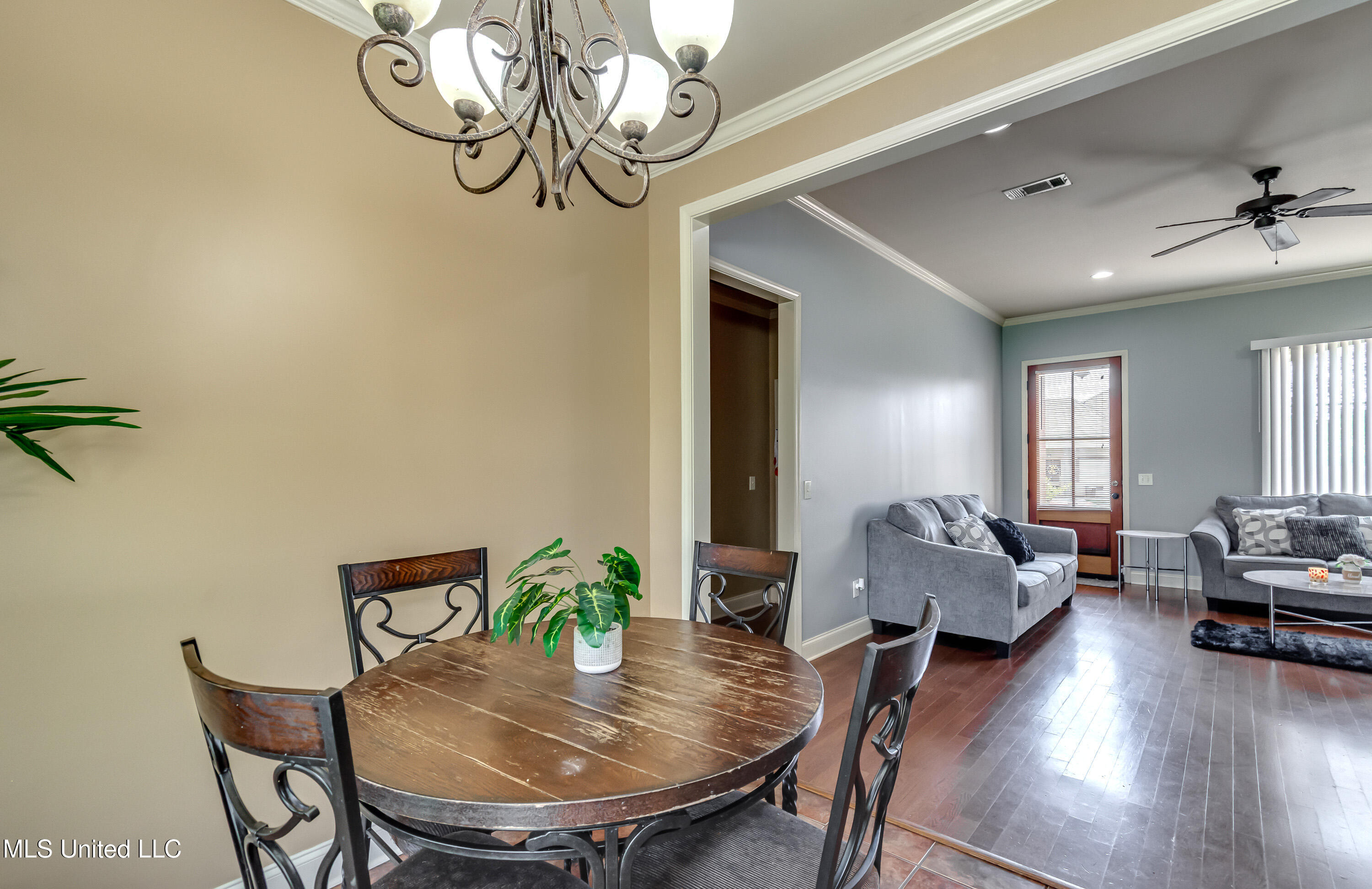 304 Silver Tree Lane Pearl, MS 39208 - Photo 6 of 18 304 Silver Tree Lane-25