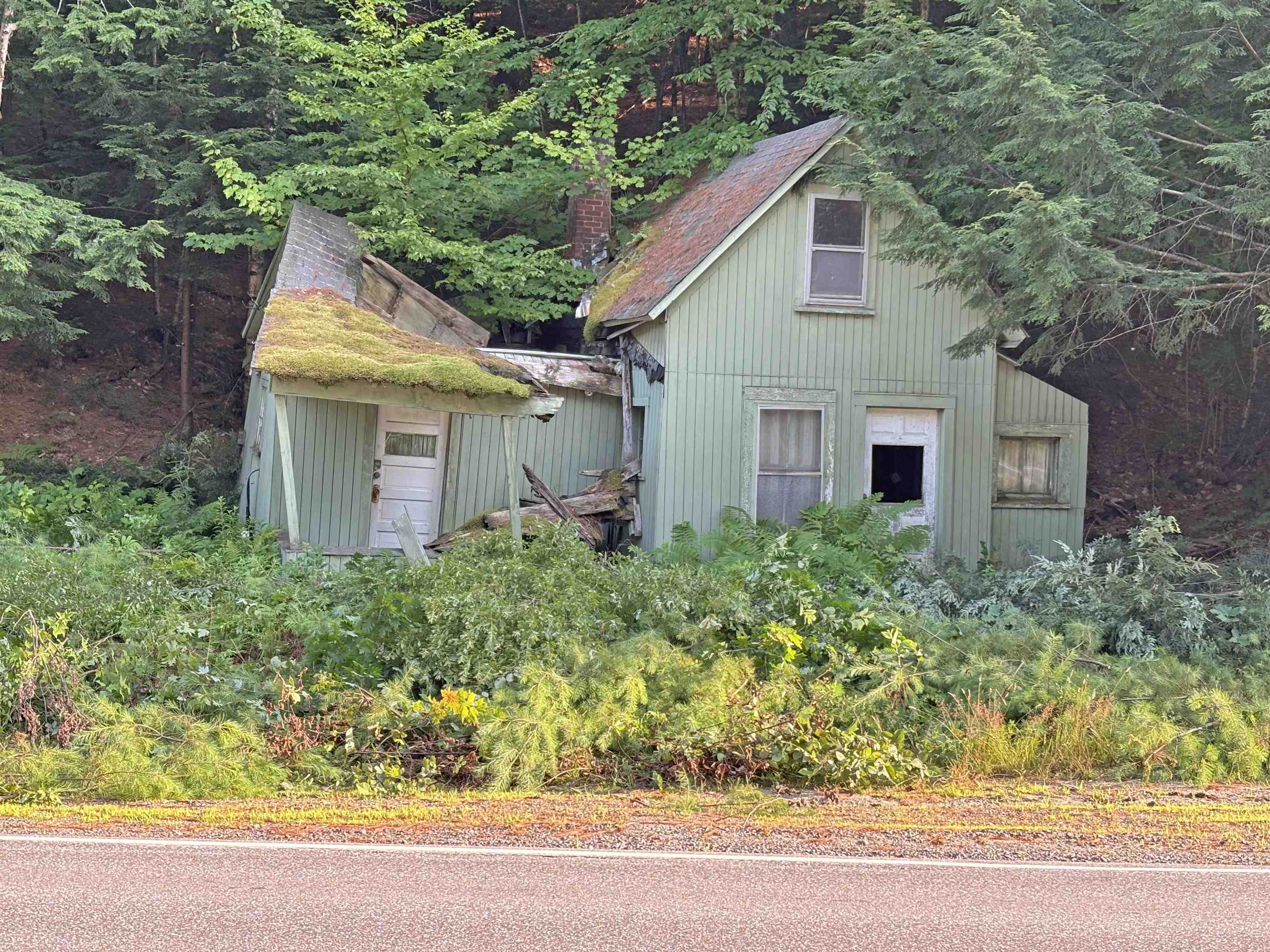 373 New Hampshire Rte 175 Holderness, NH 03245 - Photo 3 of 11