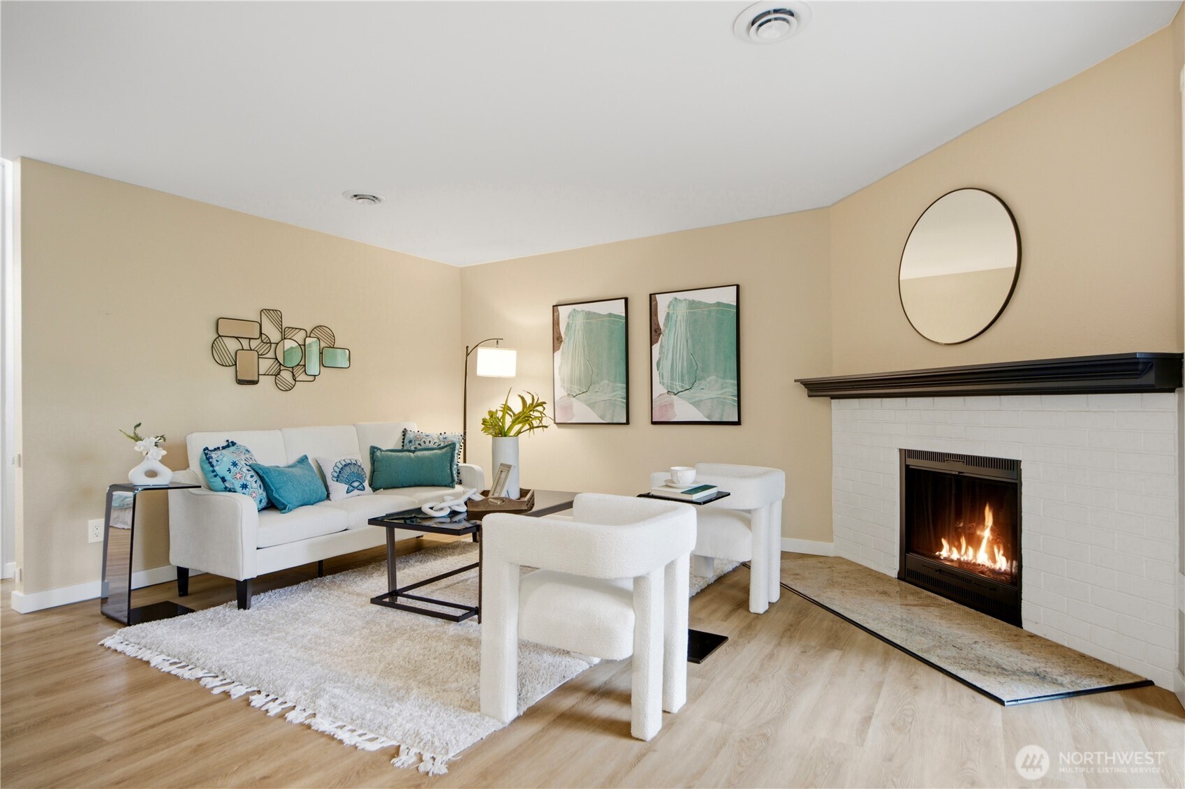 12219 Bel-Red Road, Unit D202 Bellevue, WA 98005 - Photo 2 of 18