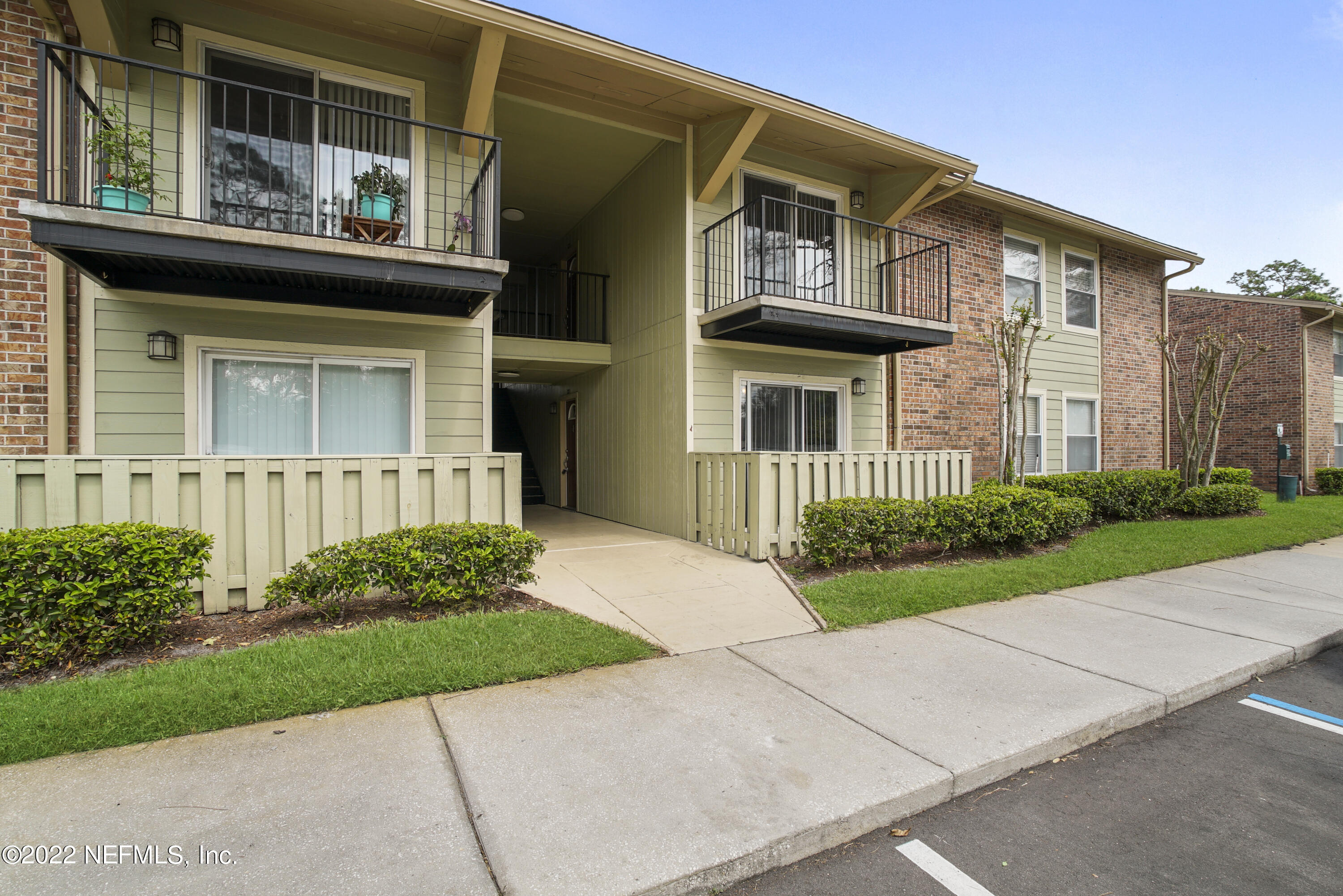 3737 Loretto Road, Unit 802, Jacksonville, FL 32223 Compass