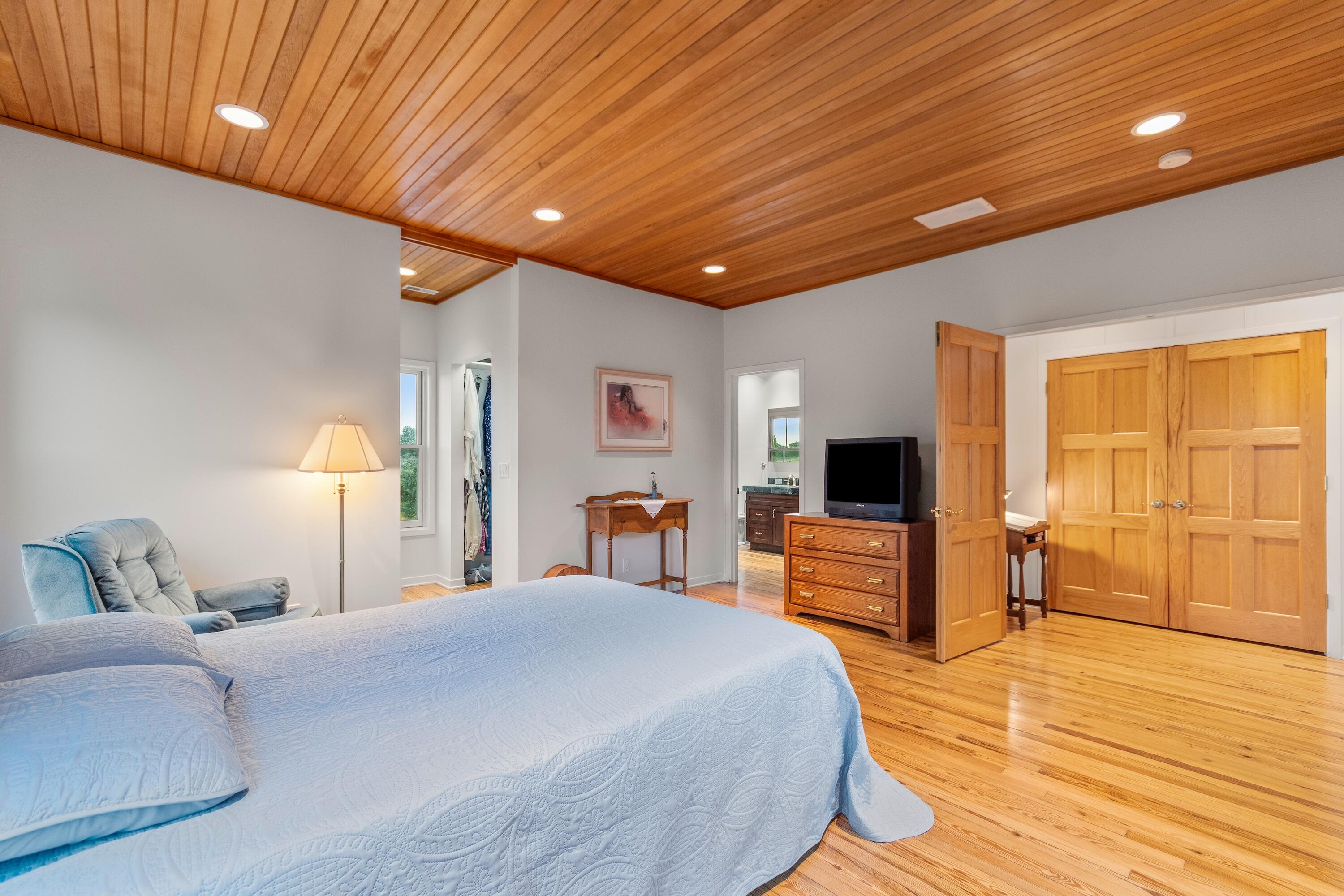 14091 Scio Church Road Chelsea, MI 48118 - Photo 16 of 80 14091_Scio_Church27