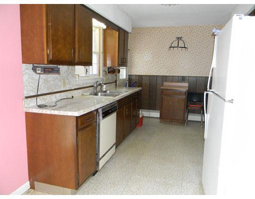 556 Main Street Corinth, ME 04427 - Photo 2 of 25 Kitchen.