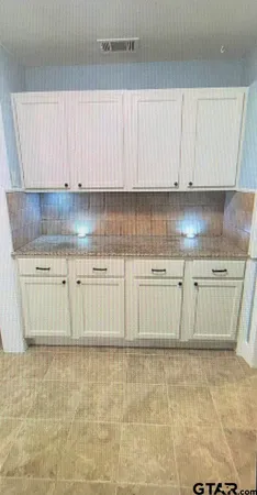 $1,450 | 402 Clarksville Street, Bogata, TX 75417