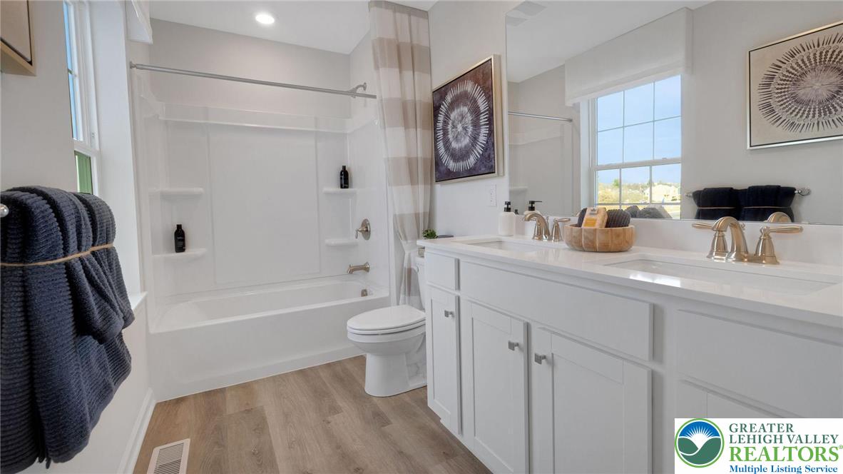 230 Winding Road Easton, PA 18040 - Photo 22 of 27 Gallery Image 22