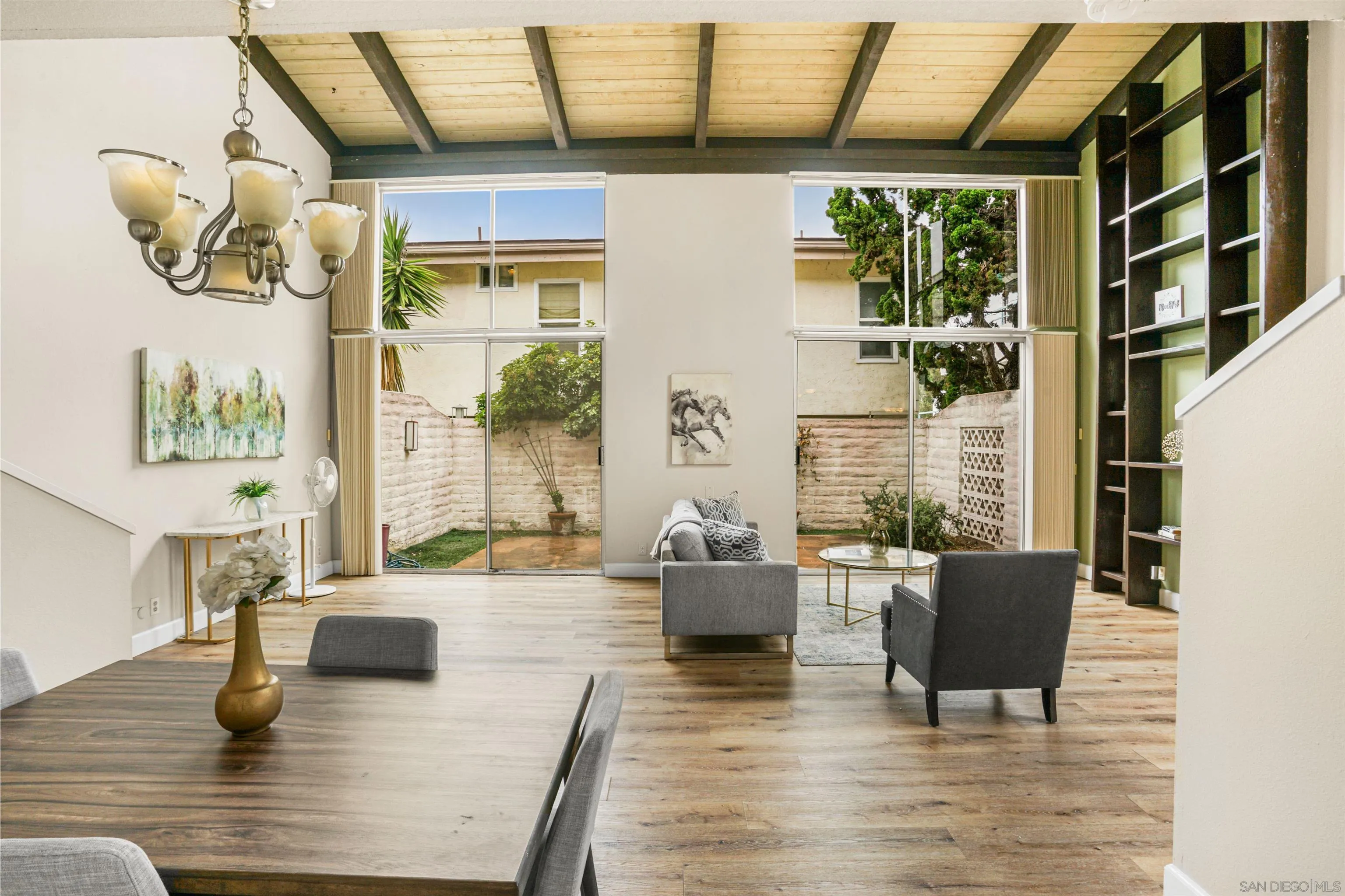 2544 Navarra Drive, Unit 5 Carlsbad, CA 92009 - Photo 9 of 39 a living room with furniture