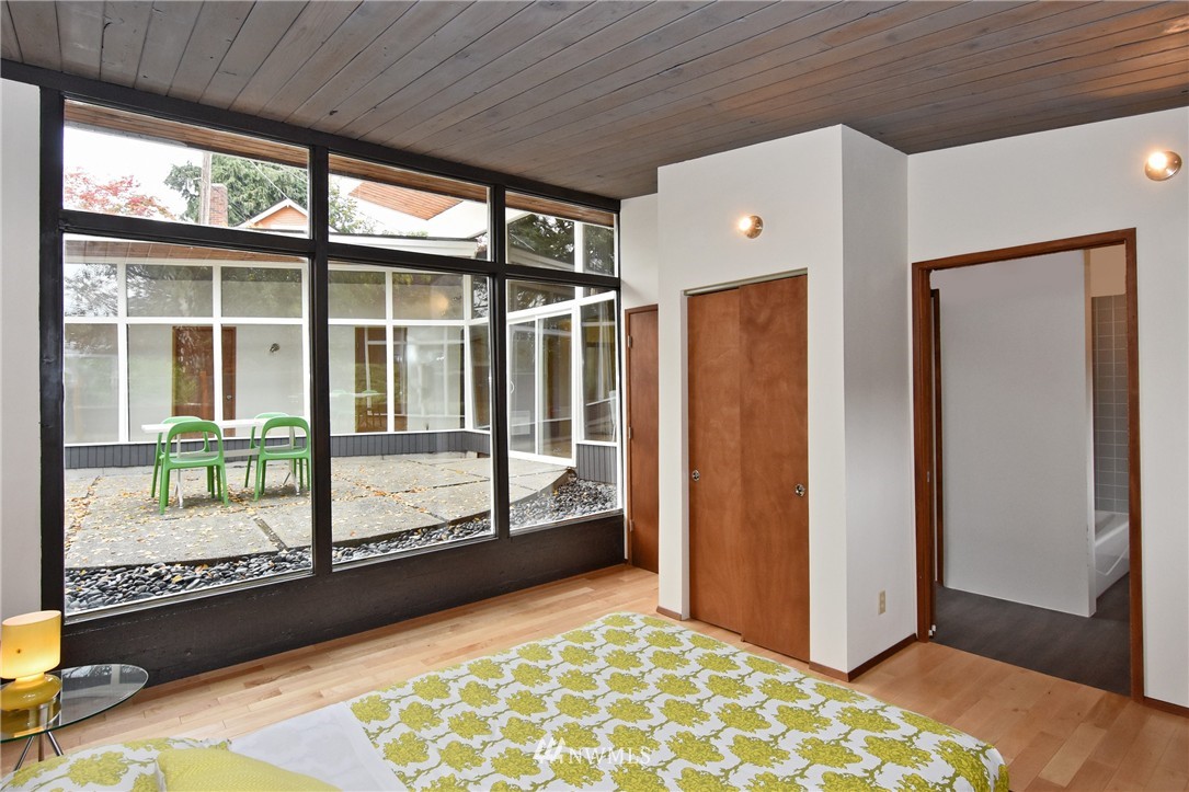 5590 South Langston Road Seattle, WA 98178 - Photo 16 of 25 Gallery Image 16